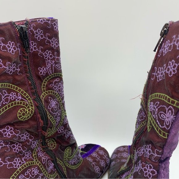 COPY - VINTAGE Boho Floral Embroidered Velvet Heeled Midi Boot By Kenneth Cole … - Picture 9 of 15